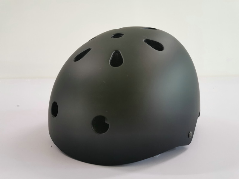  Adult Helmet Black size L